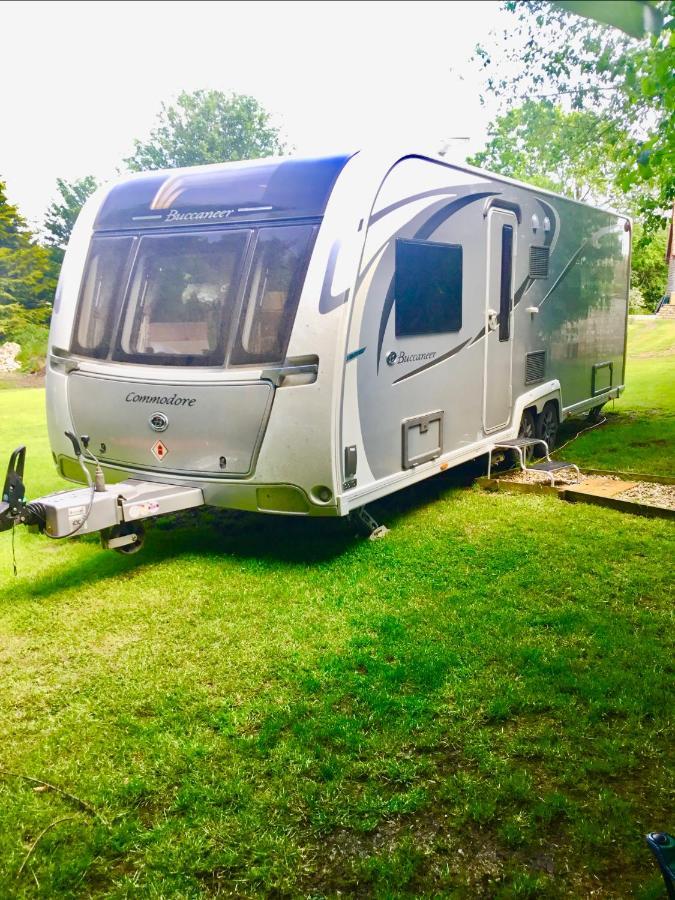 Self Contained Holiday Home Caravan Corsham Buitenkant foto