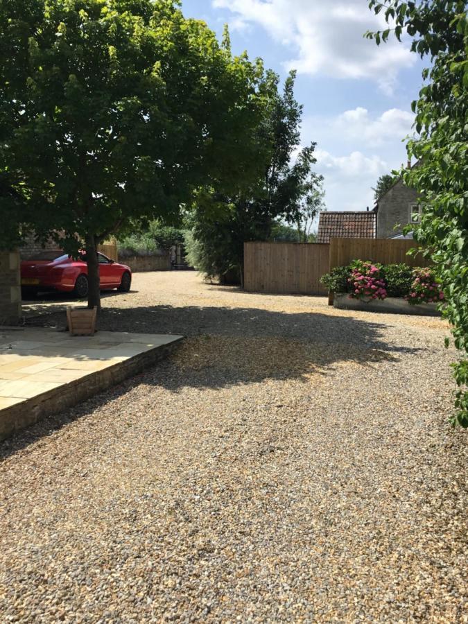Self Contained Holiday Home Caravan Corsham Buitenkant foto